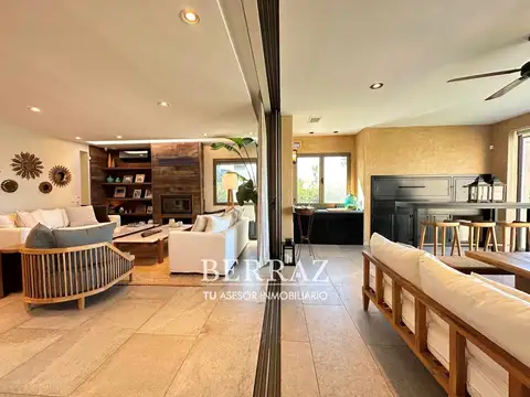 Casa en Venta al Oeste