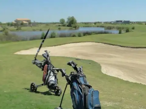 Libertad 1391, El Cantón, barrio Golf 100