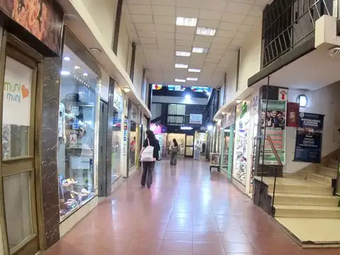 RIVADAVIA, AV. 14000, Piso PB