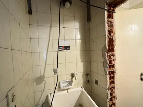 LOCAL EN VENTA EN Bº COPELLO EDIFICIO 13 VILLA LUGANO