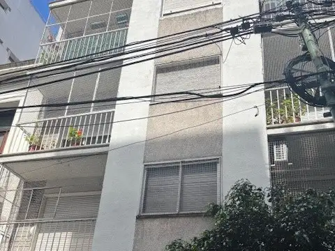 EXCELENTE DEPTO EN ALQUILER en Parque Rivadavia