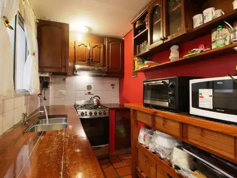 Depto Tipo Casa 3 ambientes con 2 baños