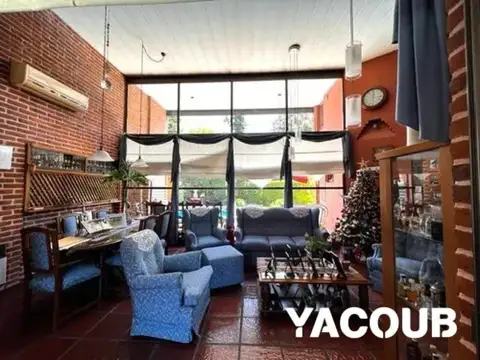 Casa en venta - 3 dormitorios - 586mts2 - Countries/B.Cerrado (Berazategui)