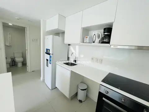 Departamento en Venta en Playa Mansa, USD 195.000