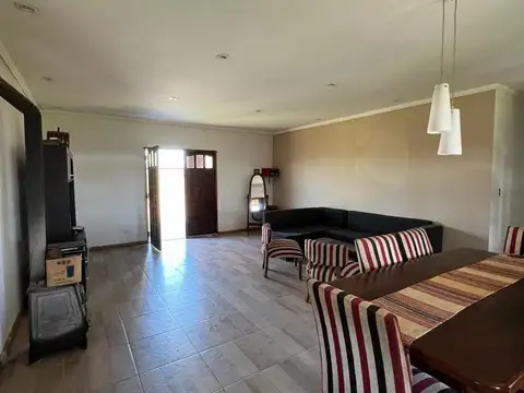 Casa en barrio la Campiña