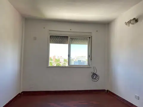 Suipacha 300, Piso 5