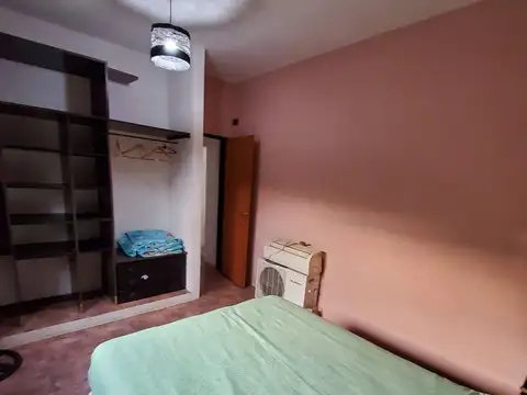 Casa 2 ambientes con 1 baño