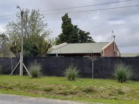 Casa 6 ambientes con 3 baños