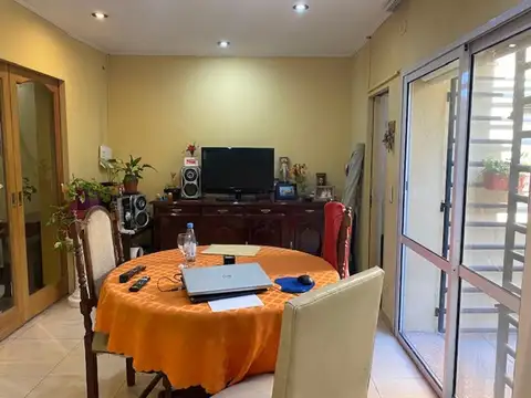 Casa 2 Ambientes con Patio