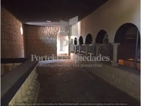 LOCAL COMERCIAL/CASTILLO DE PADUA