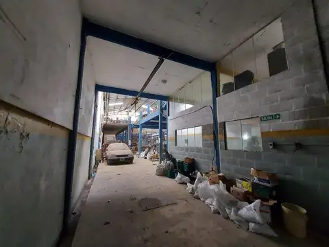 Galpon en Venta en Caseros, USD 298.000