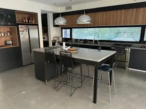 Casa en Venta 1 año