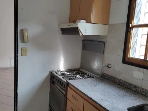 Depto Tipo Casa en Venta 25 años