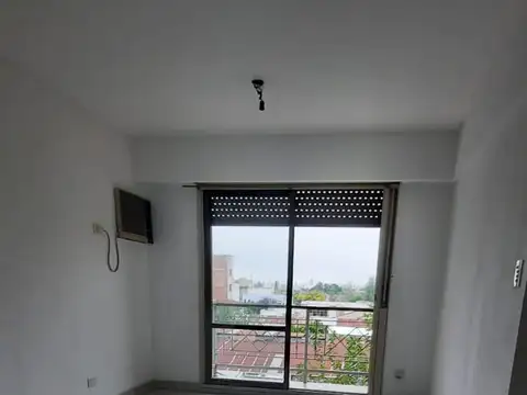Departamento en Alquiler en Castelar Norte, $ 500.000