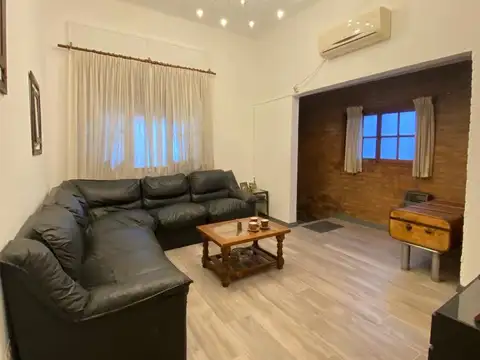 Venta PH tipo CASA 4 ambientes 3 dormitorios suite patio quincho terraza