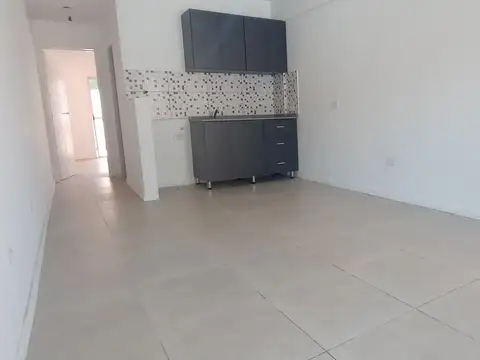 Depto Tipo Casa 2 ambientes con 1 baño