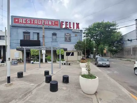 José María Freire 700