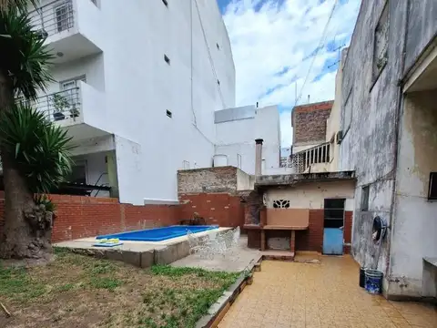 Depto Tipo Casa en Venta de 5 ambientes