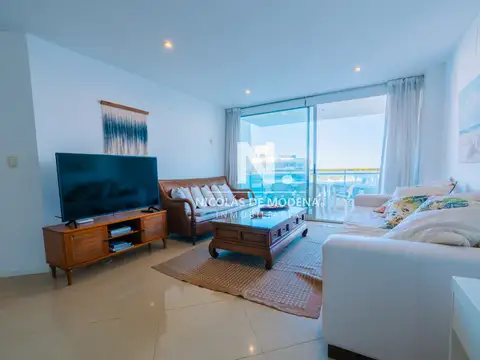 Apartamento de 3 dormitorios en venta. Torre Sol y Luna