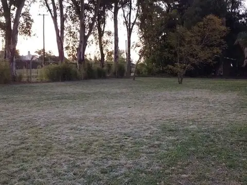 VENTA LOTE LOMA VERDE BARRIO RIBERAS SEMICERRADO