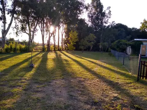 VENTA LOTE LOMA VERDE BARRIO RIBERAS SEMICERRADO