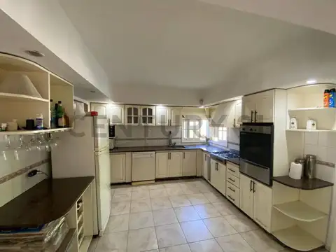 518 e 18 y 19 2300, Piso 0