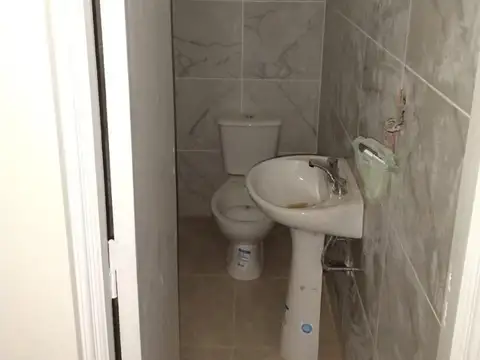 Casa 3 ambientes con 2 baños