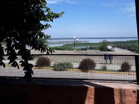 EXCELENTE PROPIEDAD EN ESQUINA FRENTE AL MIRADOR DE DIAMANTE