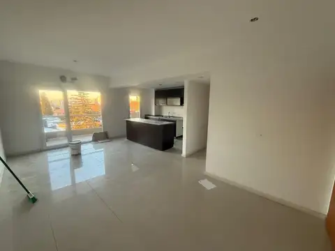 Profesor Agüer Nº 5044 5º H