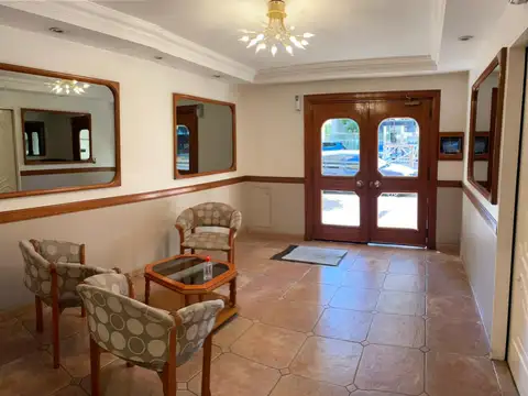 PISO 4 AMB, CON 2 COCHERAS, SOBRE BOULEVARD FALCON