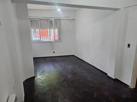 Depto Tipo Casa en Alquiler de 2 dormitorios