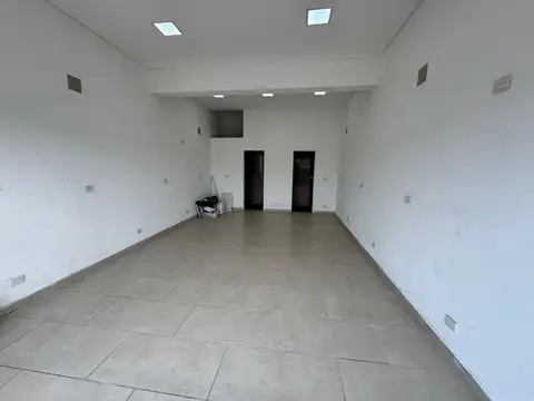 Local en Alquiler en Tigre Centro, USD 900