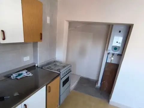 Depto Tipo Casa 4 ambientes con 1 baño