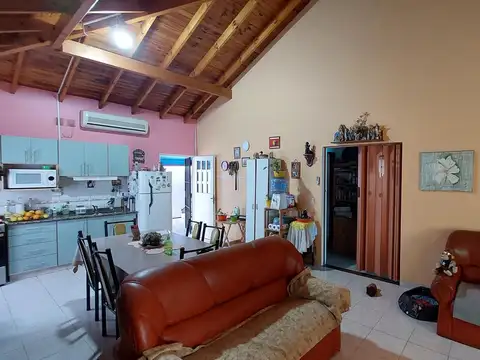 Depto Tipo Casa en Venta con 1 cocheras