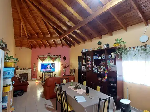 Depto Tipo Casa en Venta en Banfield, USD 80.000