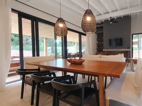 Casa  en Alq. Temporario en Costa Esmeralda, Costa Atlántica, Buenos Aires