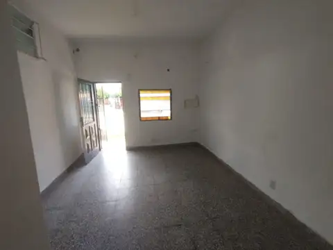 Local en Alquiler Via Púb.