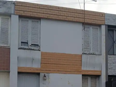 Depto Tipo Casa en Venta en Valentin Alsina, USD 38.000