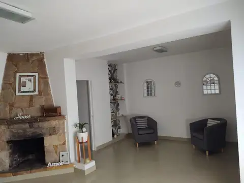 Casa en Venta en Garin, USD 125.000