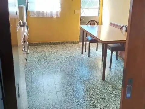 Casa 3 Ambientes con cochera