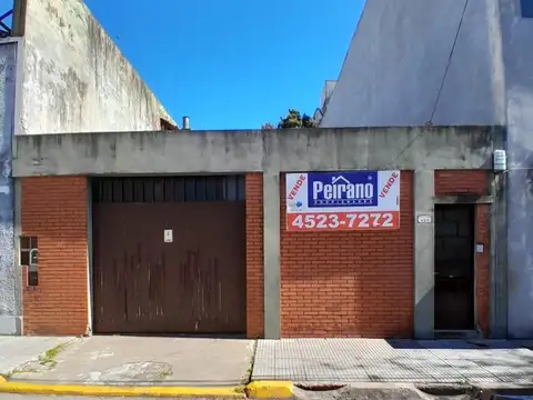 3 DEPARTAMENTOS EN BLOCK MAS LOCAL AL FRENTE OPORTUNIDAD