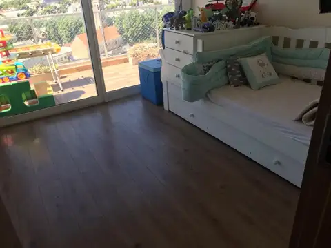 3 amb 98 m2 , cochera , balcon terraza , piscina