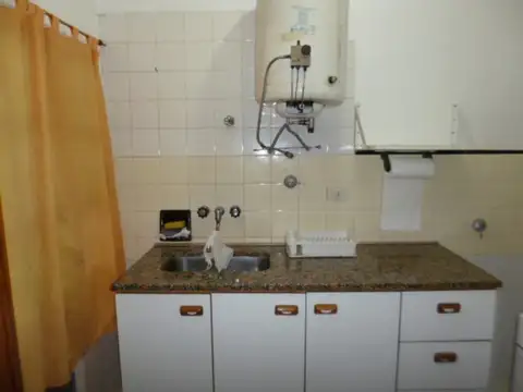 Calle 17 300, Piso PB