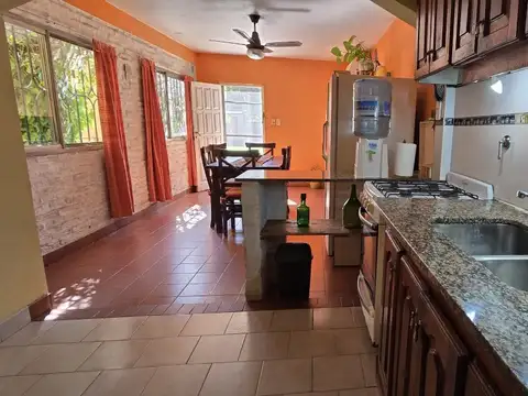 Casa en venta en Temperley