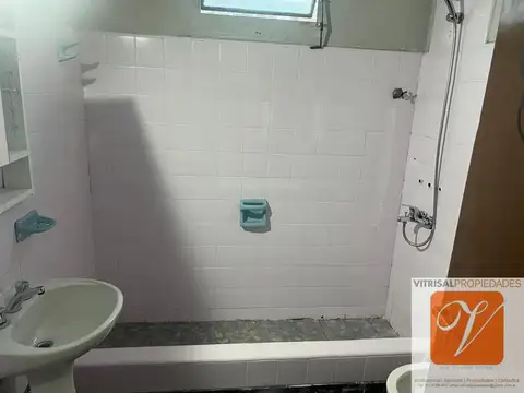 Depto Tipo Casa en Alquiler 50 años