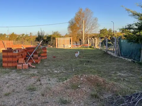 Terreno en Venta 40  mts Fondo