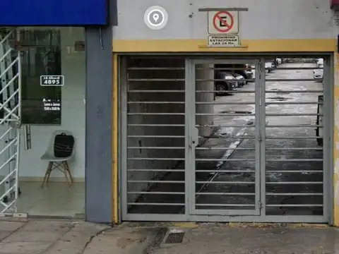 Venta de Cochera en Caseros lado norte