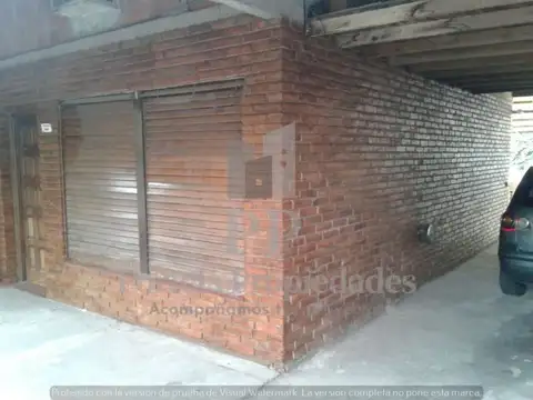 Depto Tipo Casa en Venta en Castelar, USD 120.000