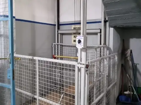 Galpon en Venta - Villa Lynch