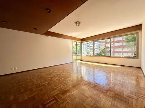 Alquiler apaprtamento Pocitos 3 dorm serv garaje